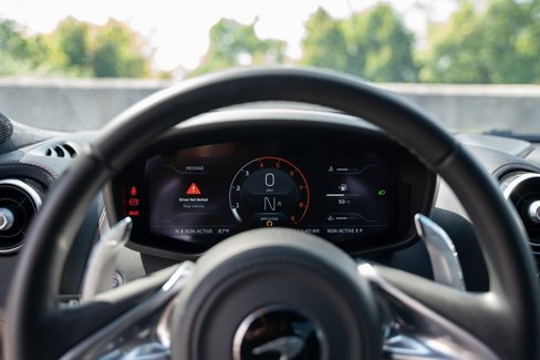 Used 2022 McLaren GT image 40