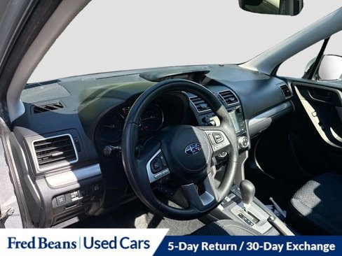 Used 2017 Subaru Forester 2.5i Premium image 11