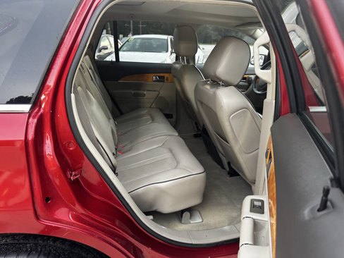 Used 2012 Lincoln MKX AWD image 17