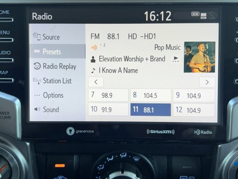 Used 2020 Toyota 4Runner SR5 image 34