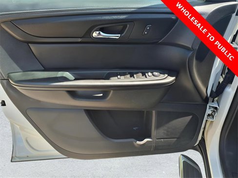 Used 2014 Chevrolet Traverse LT w/ All-Star Edition image 13