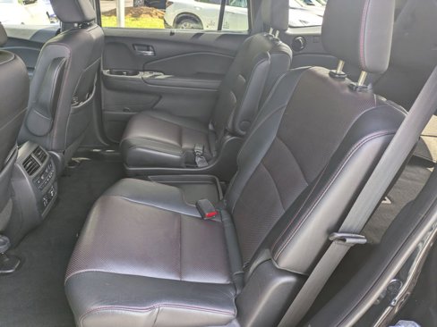 Used 2022 Honda Pilot Black Edition image 26