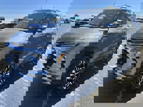 New 2025 Chevrolet TrailBlazer LT w/ Convenience Package image 3