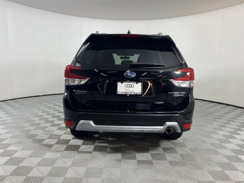 Used 2022 Subaru Forester Touring image 6