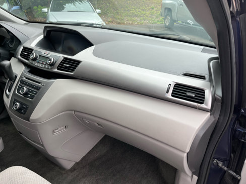 Used 2016 Honda Odyssey LX image 16