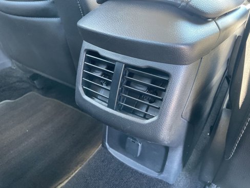 Used 2013 Ford Fusion SE image 32