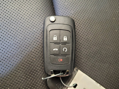 Used 2017 Chevrolet Equinox Premier w/ Enhanced Convenience Package image 32
