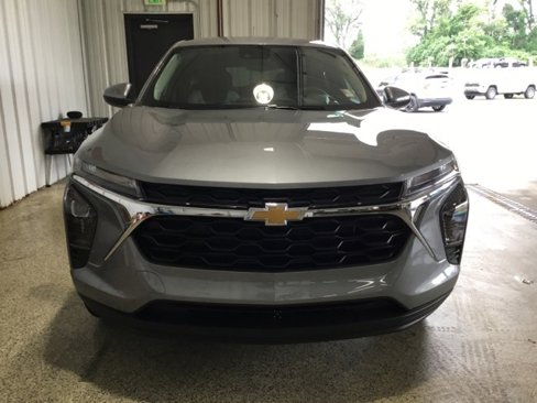 New 2025 Chevrolet Trax LS w/ LS Convenience Package image 6