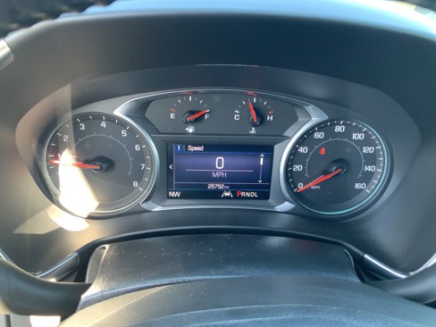 Used 2021 Chevrolet Equinox LT image 20