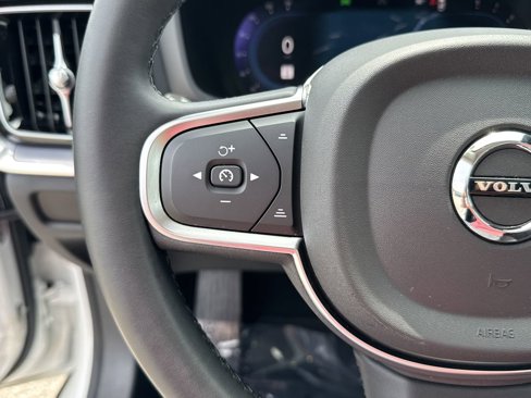 Certified 2024 Volvo S60 B5 Core image 20
