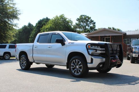 Used 2020 Chevrolet Silverado 1500 RST image 3