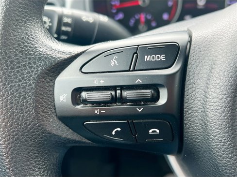 Used 2023 Kia Rio S w/ Technology Package image 12