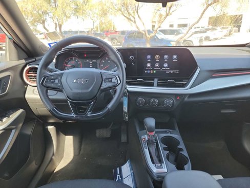 Used 2025 Chevrolet Trax RS image 10