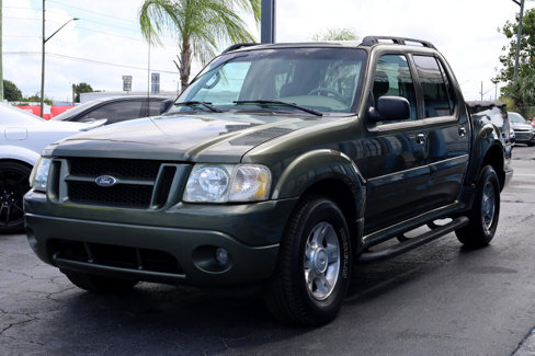 Used 2004 Ford Explorer Sport Trac XLT image 2