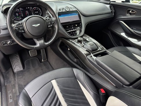 Used 2023 Aston Martin DBX 707 image 3