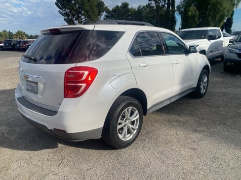 Used 2017 Chevrolet Equinox LT w/ Convenience Package image 3