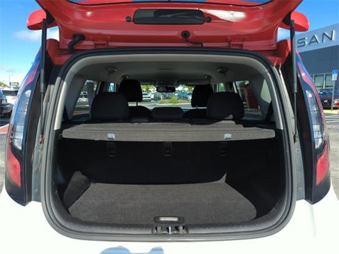 Used 2017 Kia Soul + w/ Designer's Package image 15