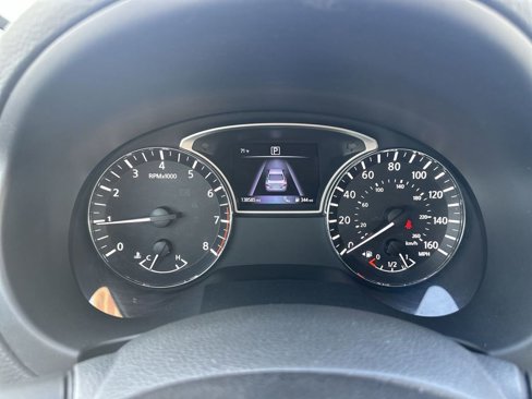 Used 2017 Nissan Altima 2.5 SL w/ Moonroof Package image 11