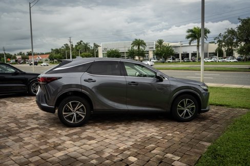 Used 2023 Lexus RX 350 FWD w/ Accessory Package (K3) image 4