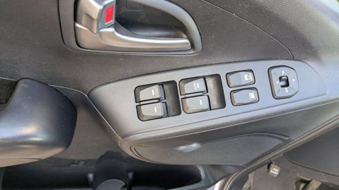Used 2015 Hyundai Tucson GLS image 35