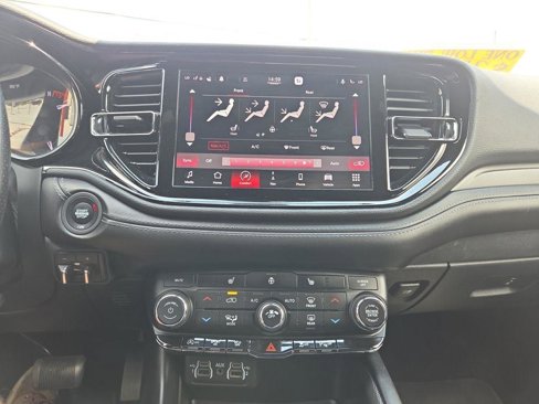 Used 2021 Dodge Durango GT image 33