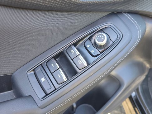 Used 2020 Subaru Forester Premium image 20