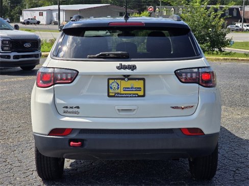 Used 2019 Jeep Compass Trailhawk image 25