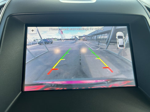 Used 2019 Ford Edge SEL w/ Equipment Group 201A image 17