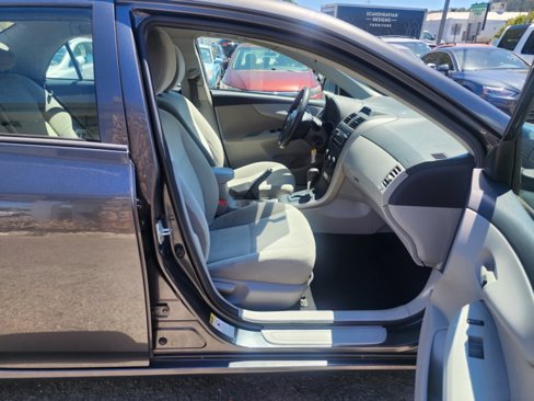 Used 2013 Toyota Corolla L image 14