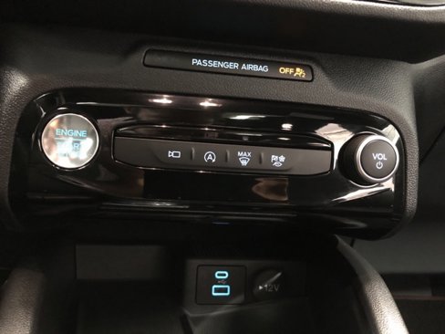 Certified 2023 Ford Escape ST-Line Select w/ Tech Pack #2 image 17