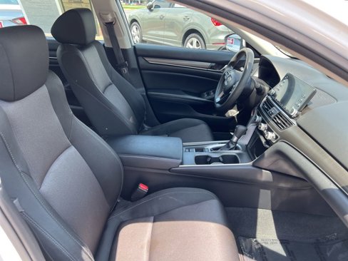Used 2018 Honda Accord LX image 26