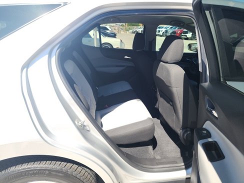 Used 2020 Chevrolet Equinox LS w/ LS Convenience Package image 22