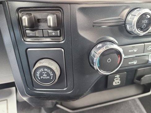 New 2025 Ford F150 XLT w/ Equipment Group 301A Standard image 13