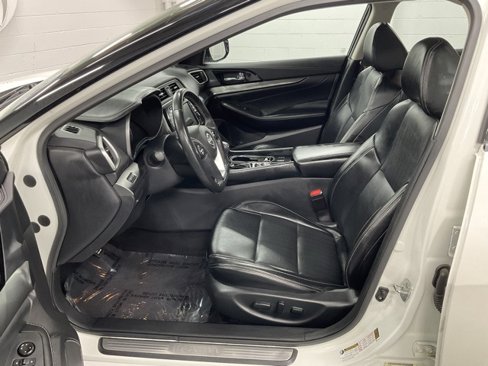 Used 2023 Nissan Maxima SV w/ Floor Mat Group image 20