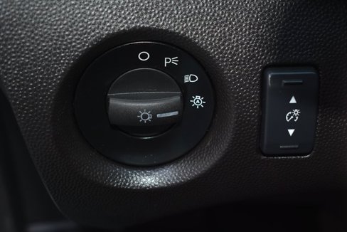 Used 2017 Ford Fiesta SE w/ Cold Weather Package image 16
