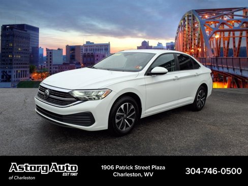 Used 2022 Volkswagen Jetta S image 7