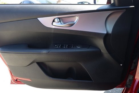 Used 2022 Kia Forte LXS w/ LXS Technology Package image 22