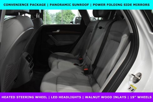 Used 2022 Audi Q5 2.0T Premium w/ Convenience Package image 30