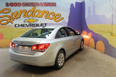 Used 2016 Chevrolet Cruze LS image 7