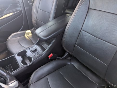 Used 2018 GMC Terrain SLT w/ Preferred Package image 19