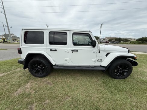 Certified 2021 Jeep Wrangler Unlimited Sahara image 8