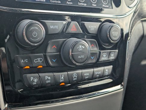 Certified 2019 Jeep Grand Cherokee High Altitude image 23
