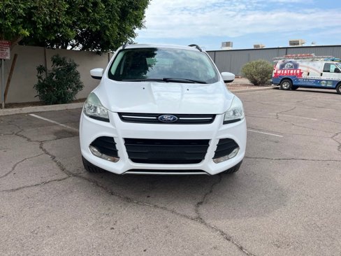 Used 2014 Ford Escape SE w/ Equipment Group 201A image 3