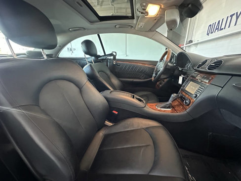 Used 2009 Mercedes-Benz CLK 350 Coupe image 21