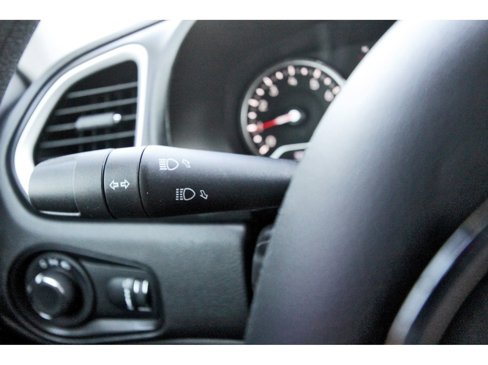 Used 2021 Jeep Renegade Sport image 20