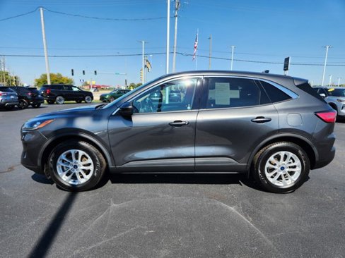 Used 2020 Ford Escape SE image 8