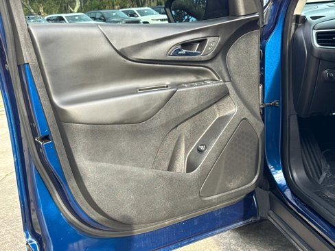 Used 2022 Chevrolet Equinox LT image 16