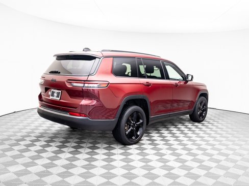 Used 2022 Jeep Grand Cherokee L Laredo image 5