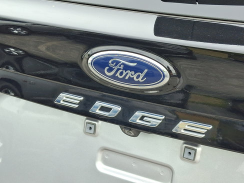 Used 2021 Ford Edge SE image 31