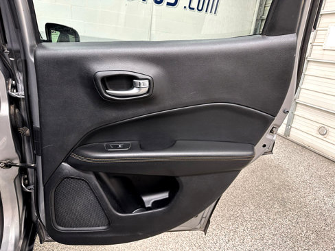 Used 2017 Jeep Compass Limited image 22